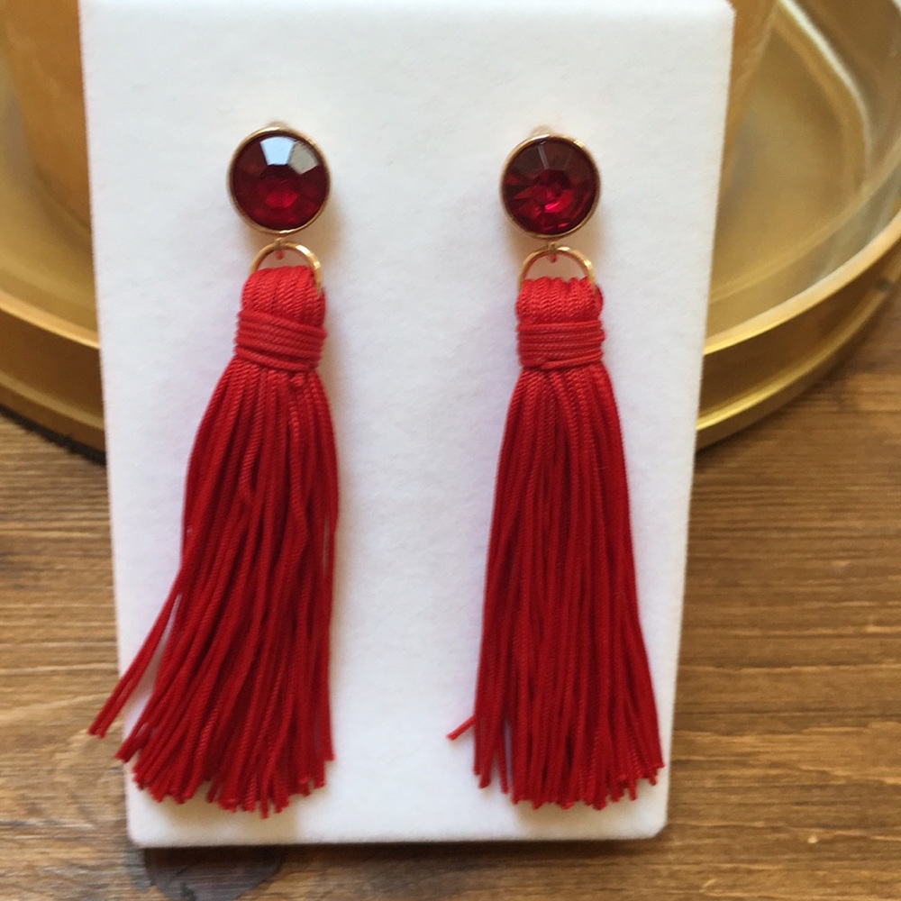 GIFT NIB Red Silk Tassel Earrings Red/Gold Stone